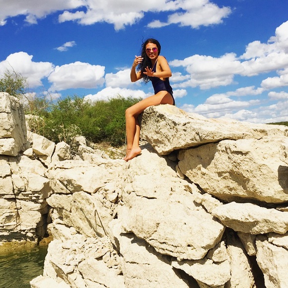 🌵meet your posher☀️ - Picture 2 of 4